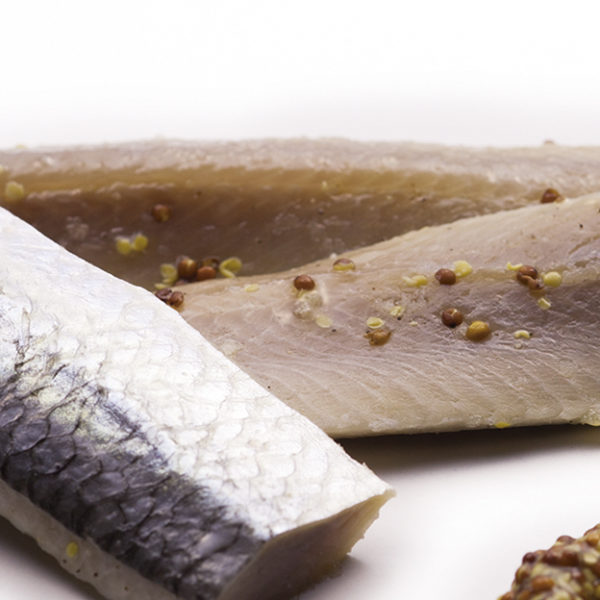 Smoked herring marinated with old-style mustard